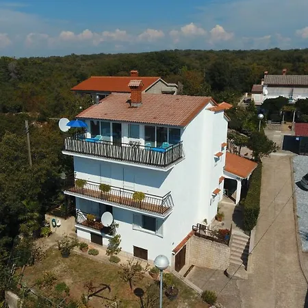 Apartment Gordana Malinska Exterior photo
